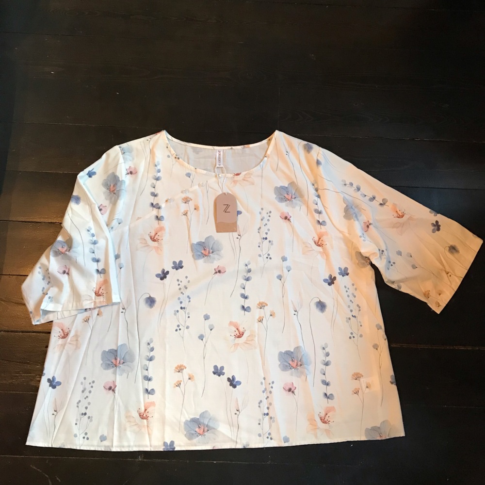3X Zolucky floral blouse